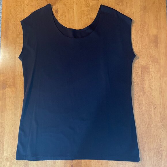 NWOT Size XL Investments Essentials reversible crew to scoop neckline top - Picture 1 of 6